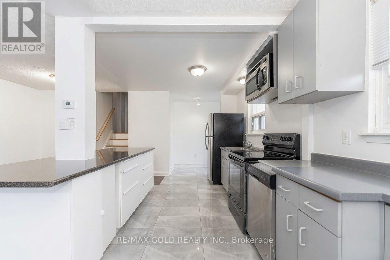 63 NEWSTEAD CRESCENT - 9