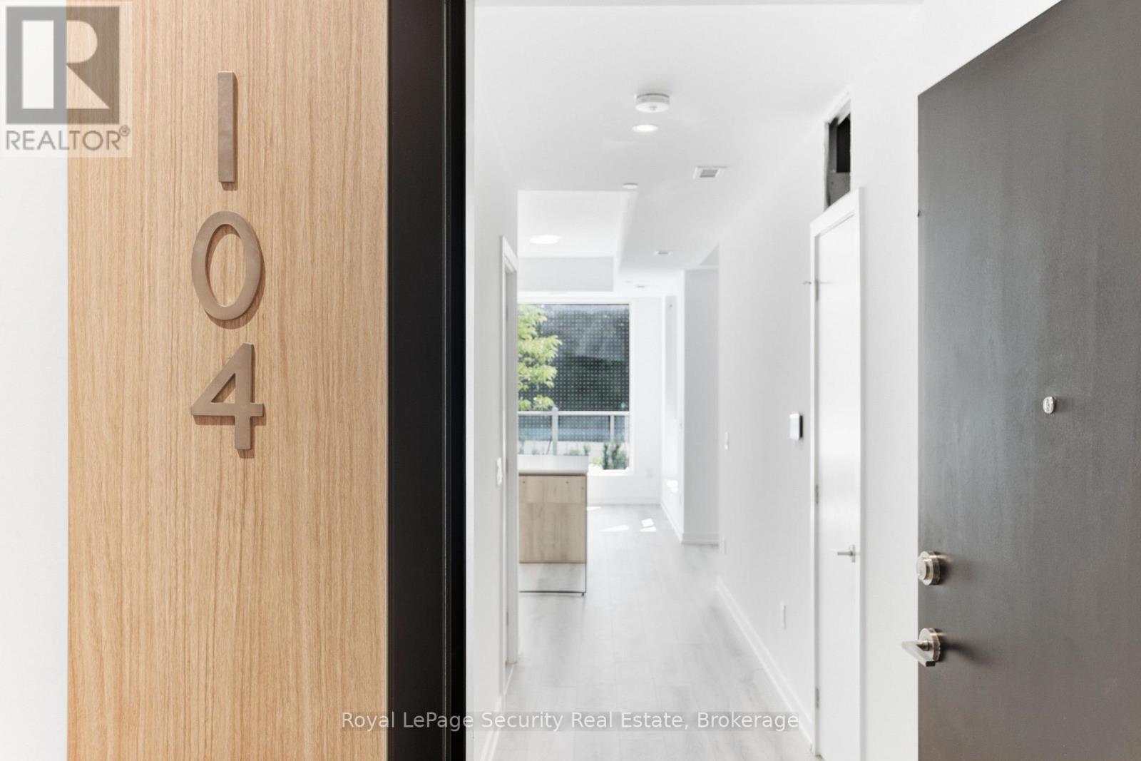 #104 722 MARLEE AVENUE - 6