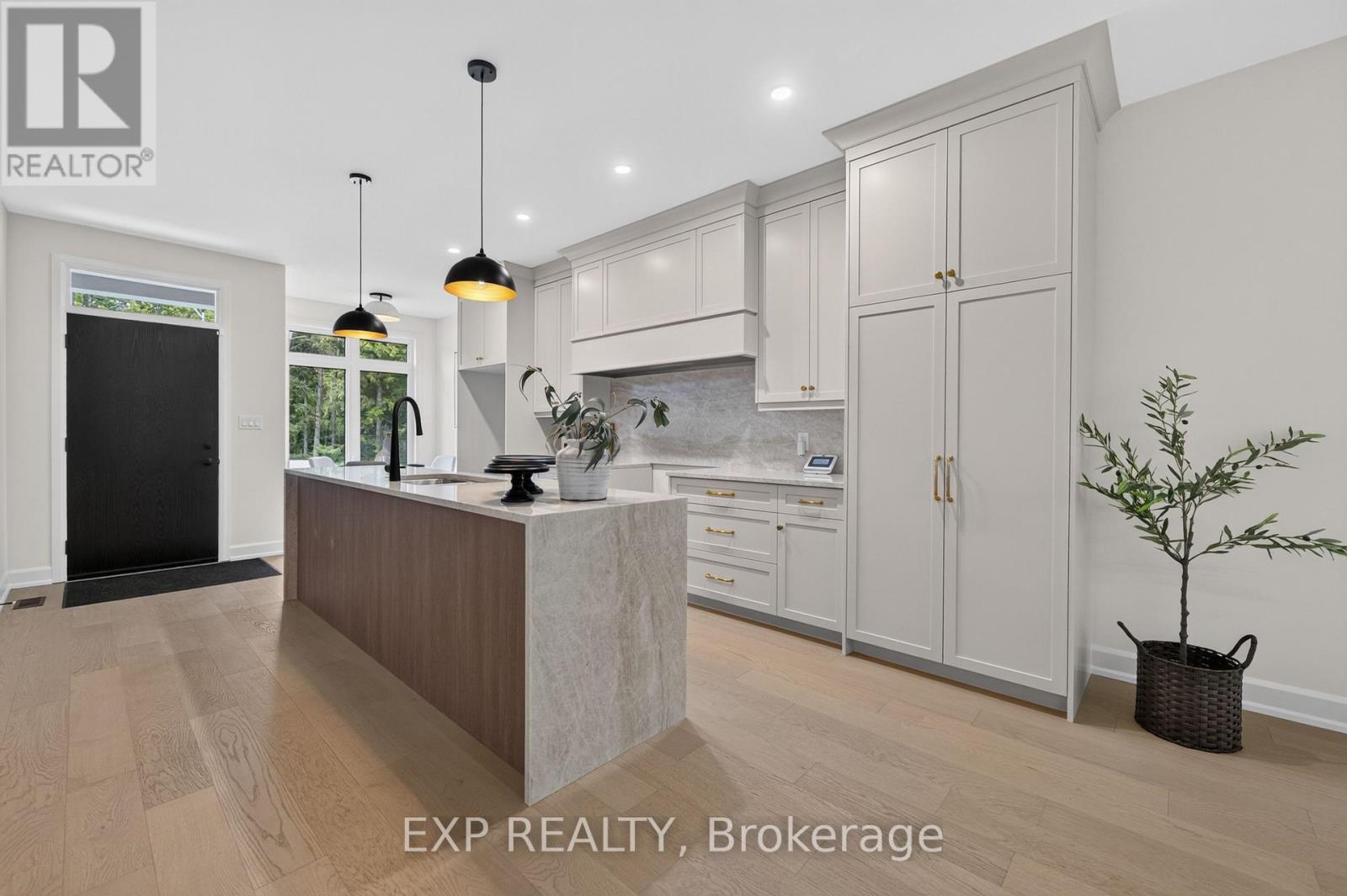 11 STICKLES STREET - Image 3