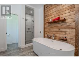4571 Aspdin Road, Muskoka Lakes, ON P0B1M0 Photo 13