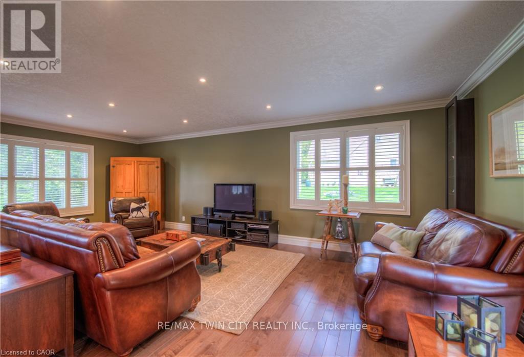 145 RIVERBANK DRIVE - 12