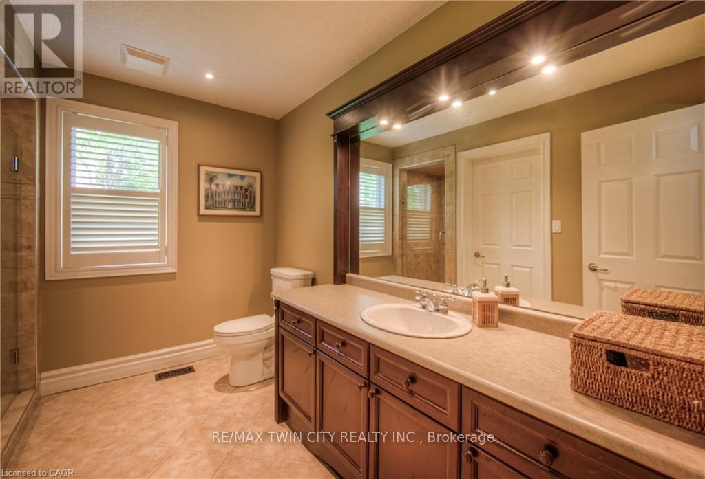 145 RIVERBANK DRIVE - 23