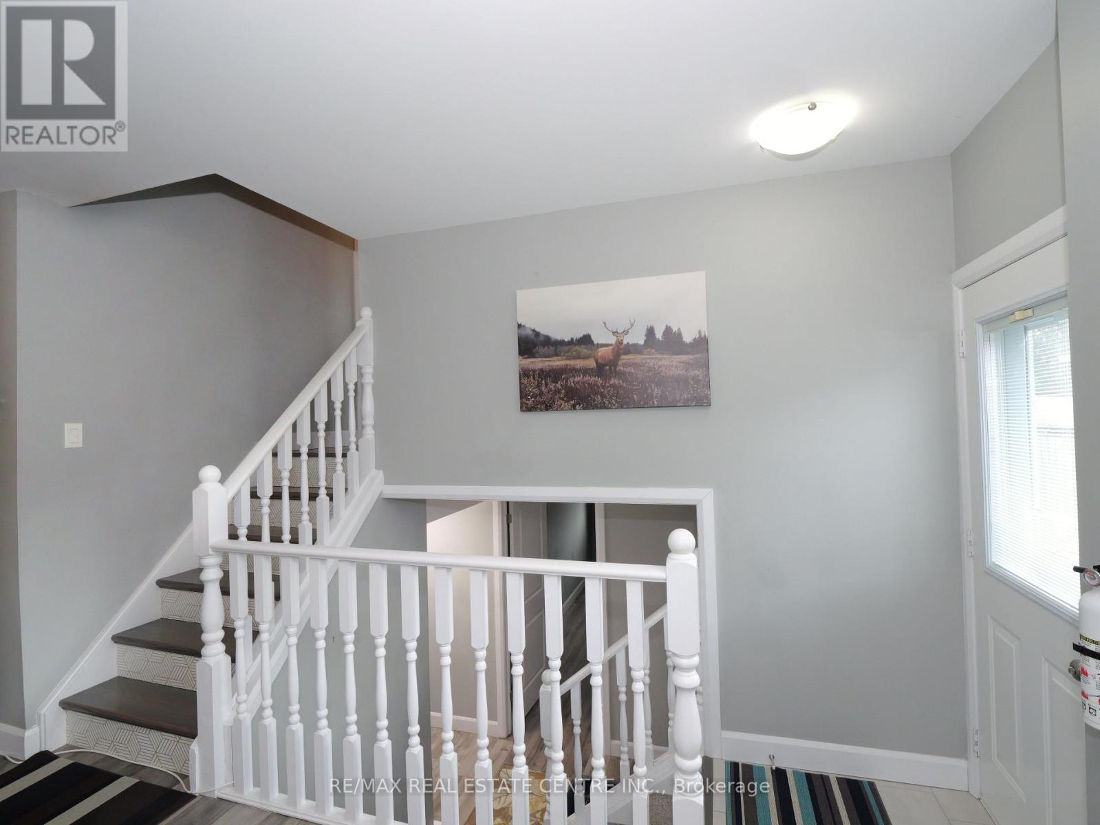 771 MONSARRAT AVENUE - 11