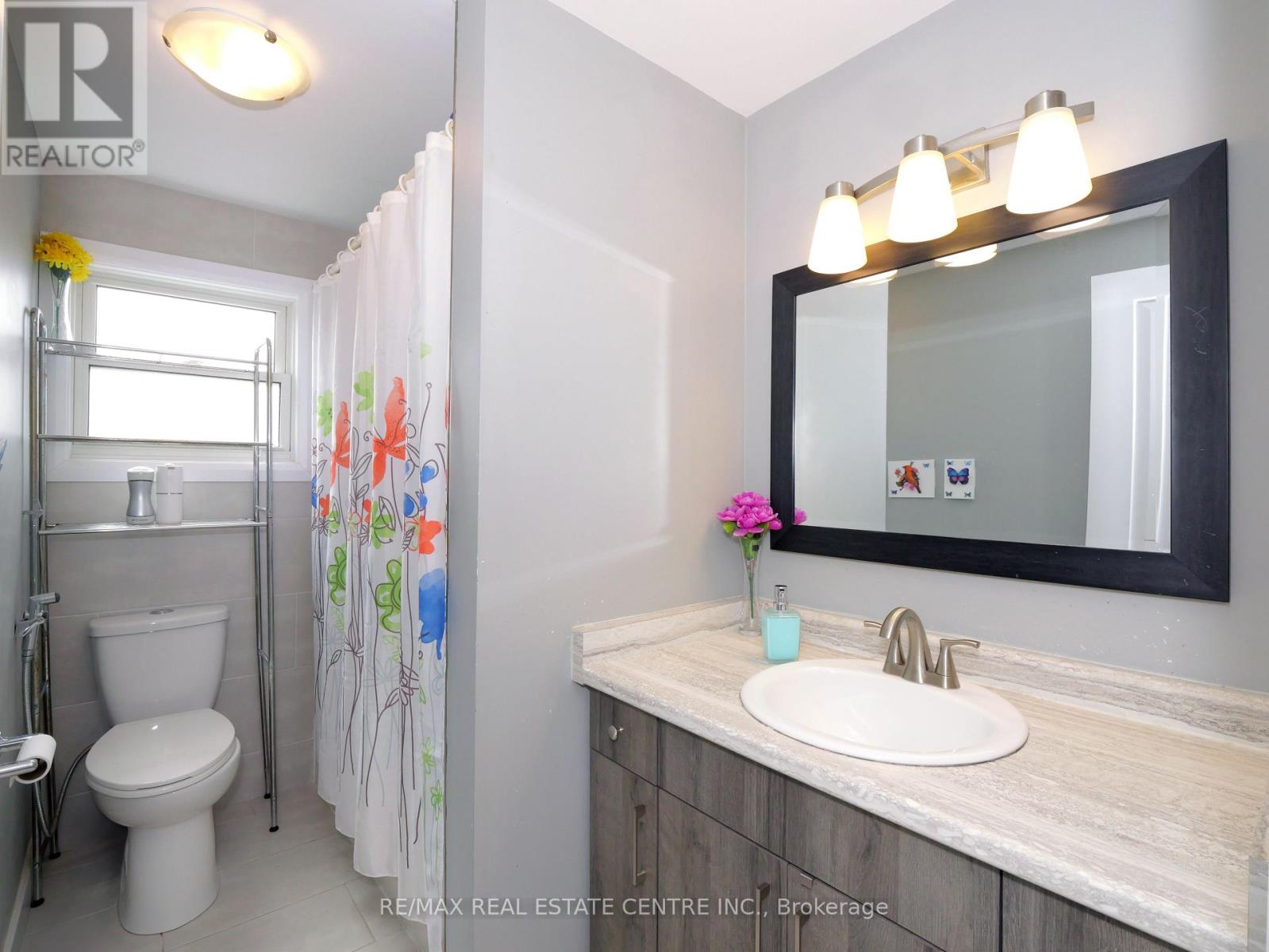 771 MONSARRAT AVENUE - 15