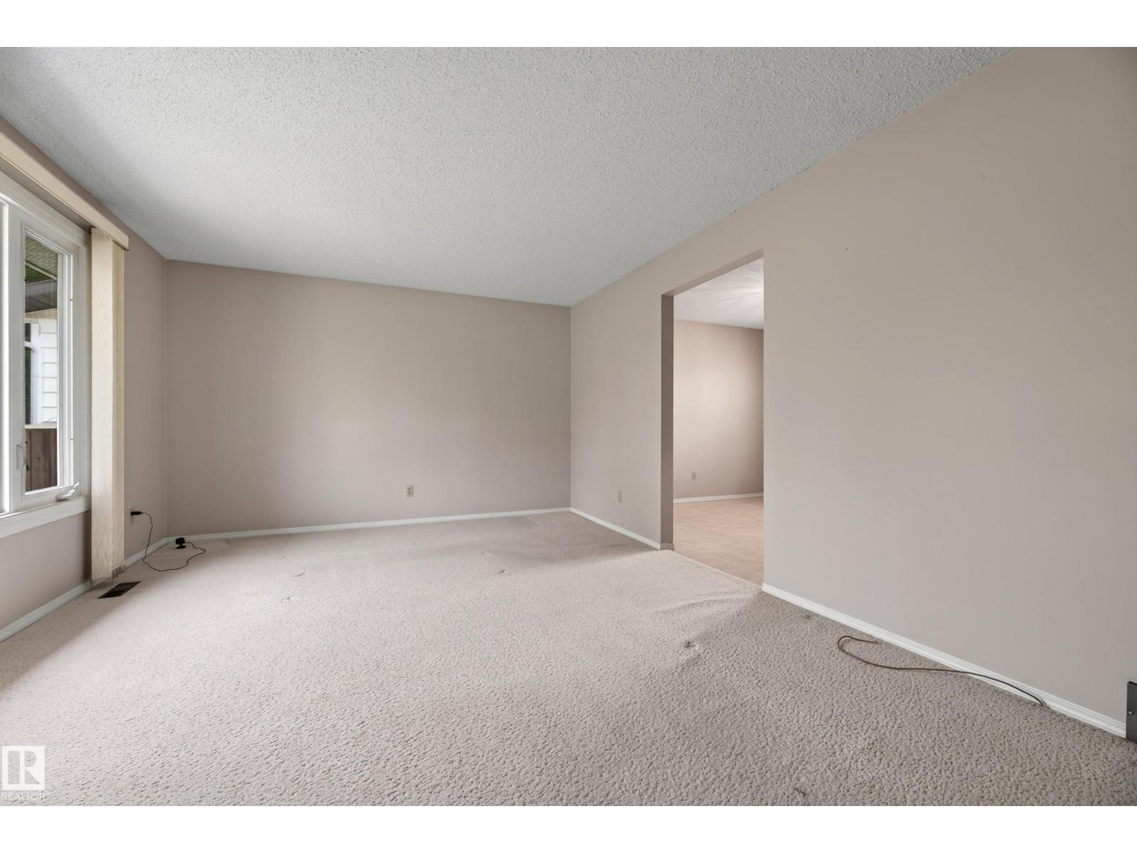11607 139 AV NW, Carlisle, Edmonton photo 3