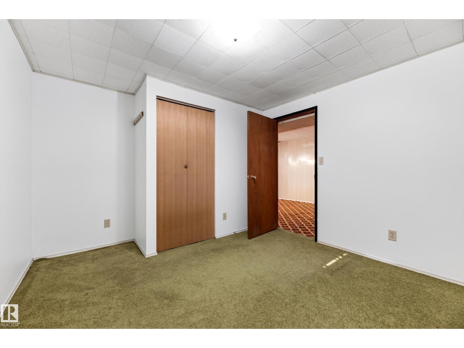 11607 139 AV NW - 32