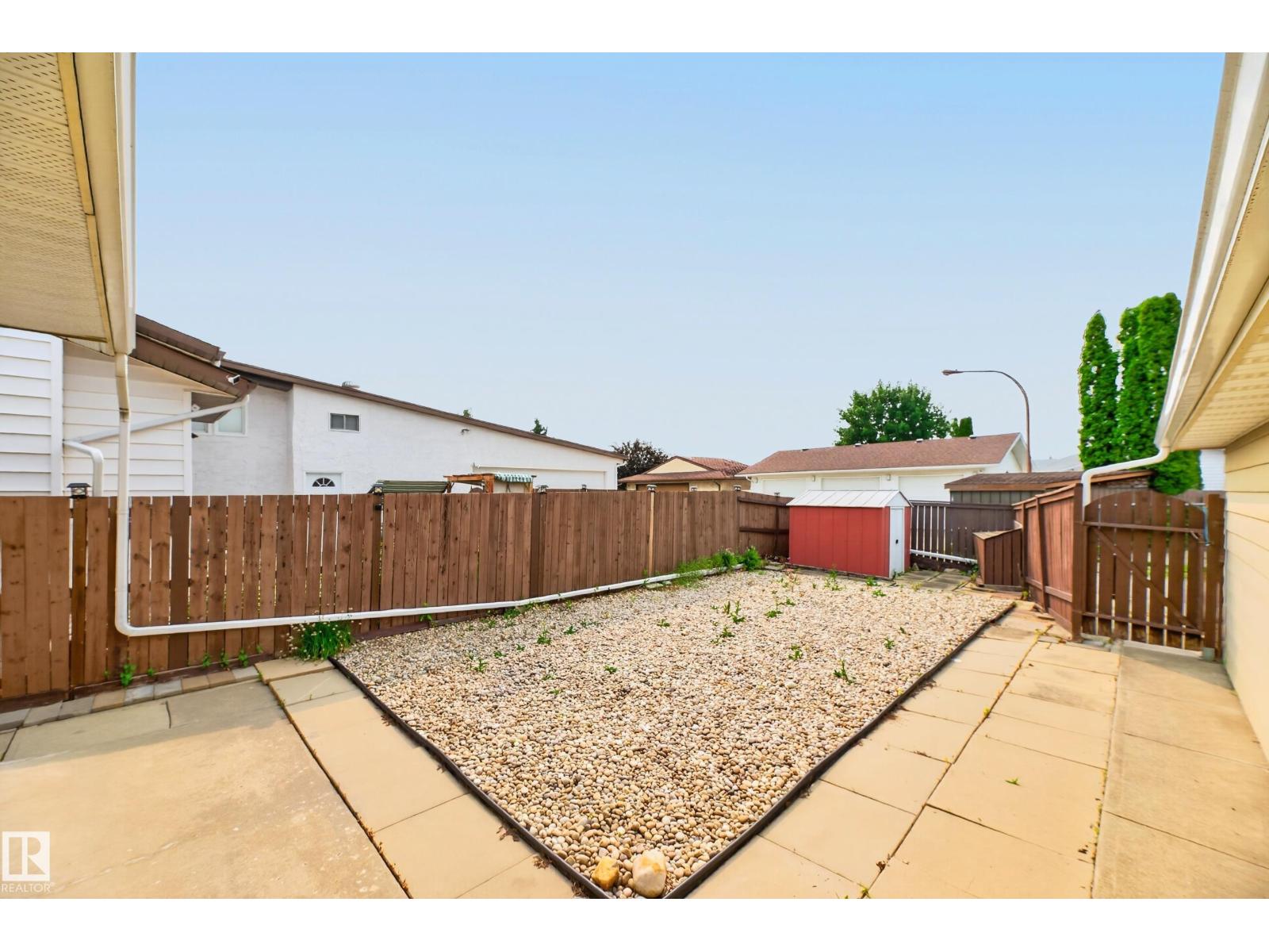 11607 139 AV NW - 40