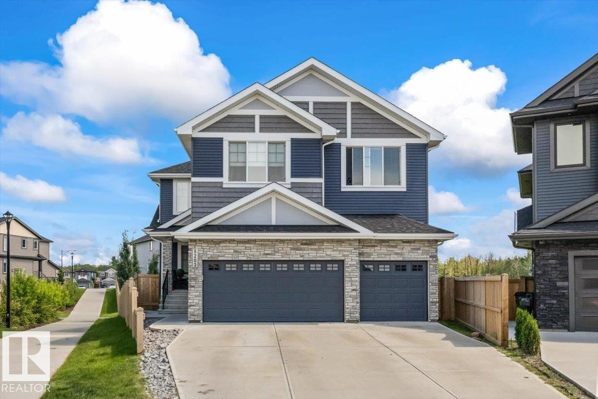 5203 23A AV SW, Walker, Edmonton photo 2