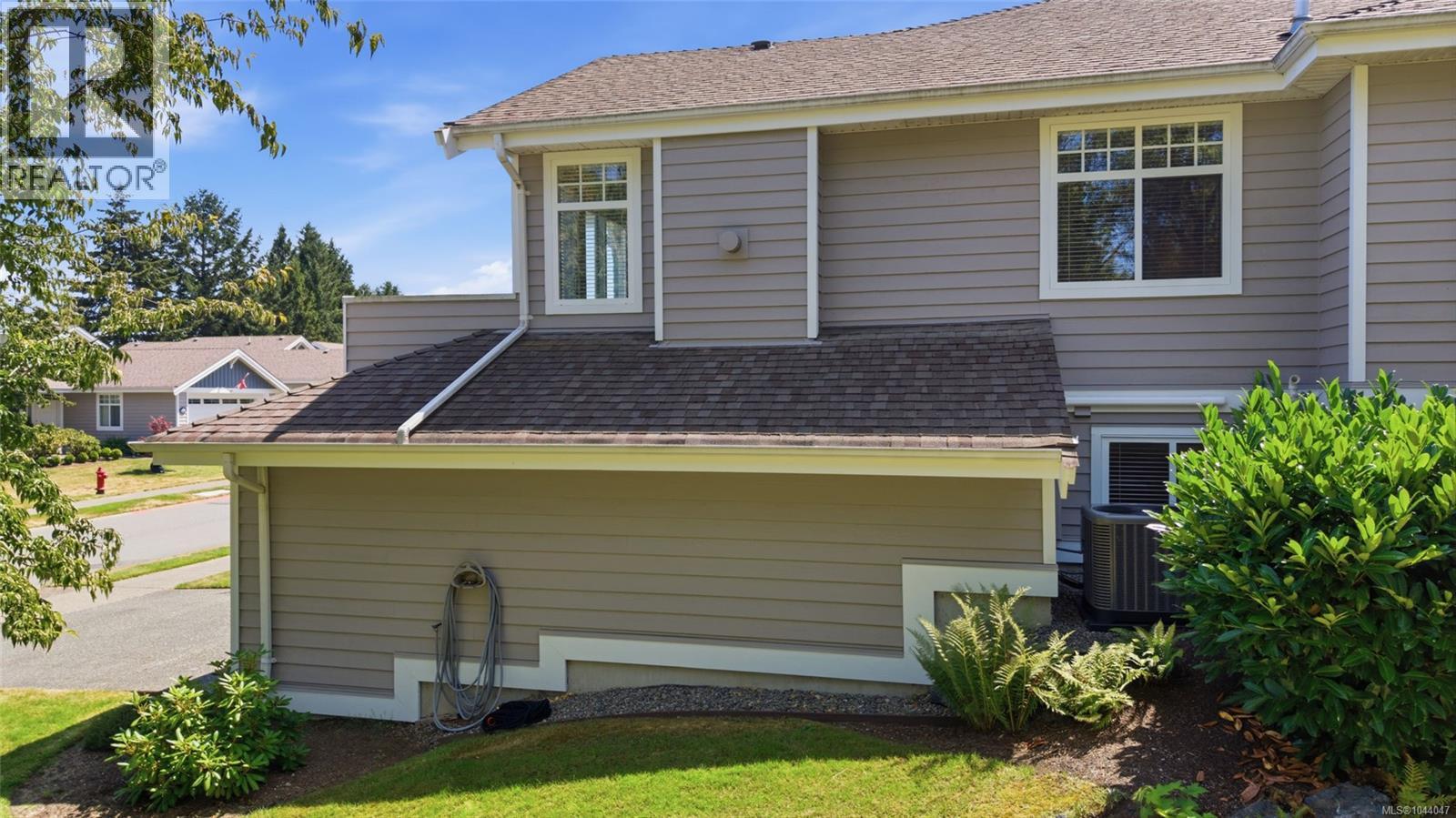 1336 Gabriola Dr - 33