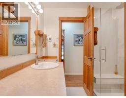 10440 Kelly Creek Road, Powell River, BC V8A0P1 Photo 22