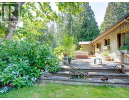 10440 Kelly Creek Road, Powell River, BC V8A0P1 Photo 32