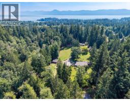 10440 Kelly Creek Road, Powell River, BC V8A0P1 Photo 94