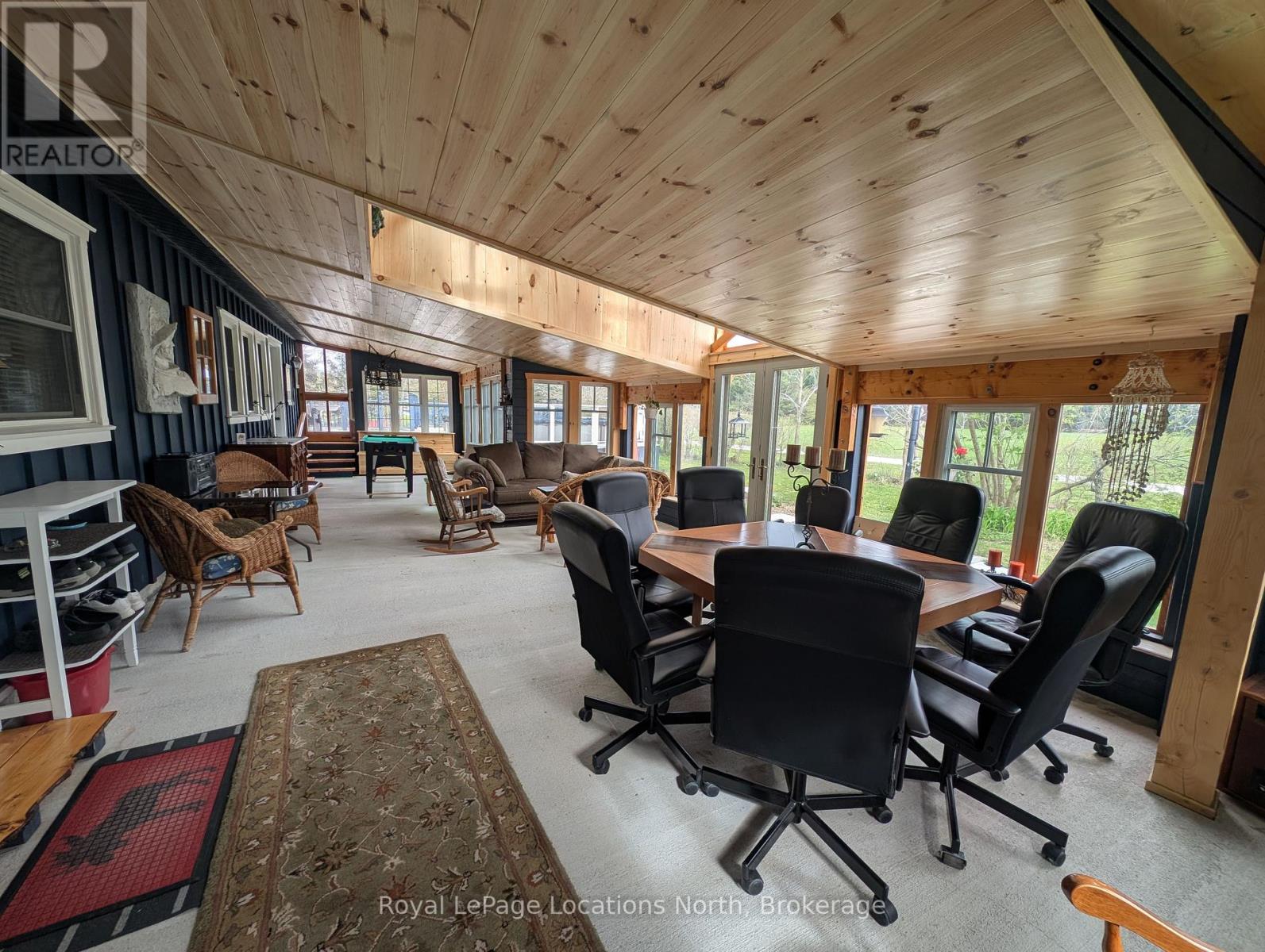 236 PHILLIPS STREET S - 12