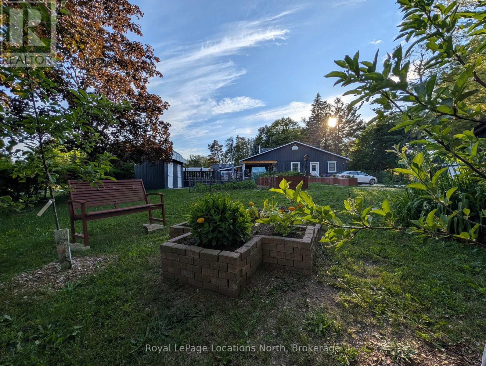 236 PHILLIPS STREET S - 5