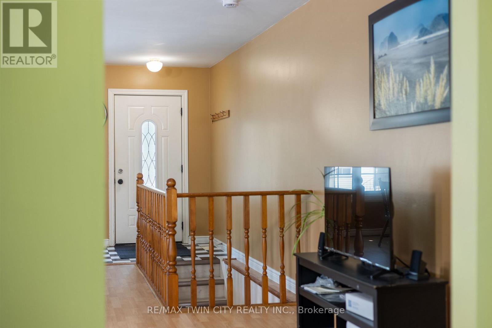 25 SAUNBY STREET - Image 29