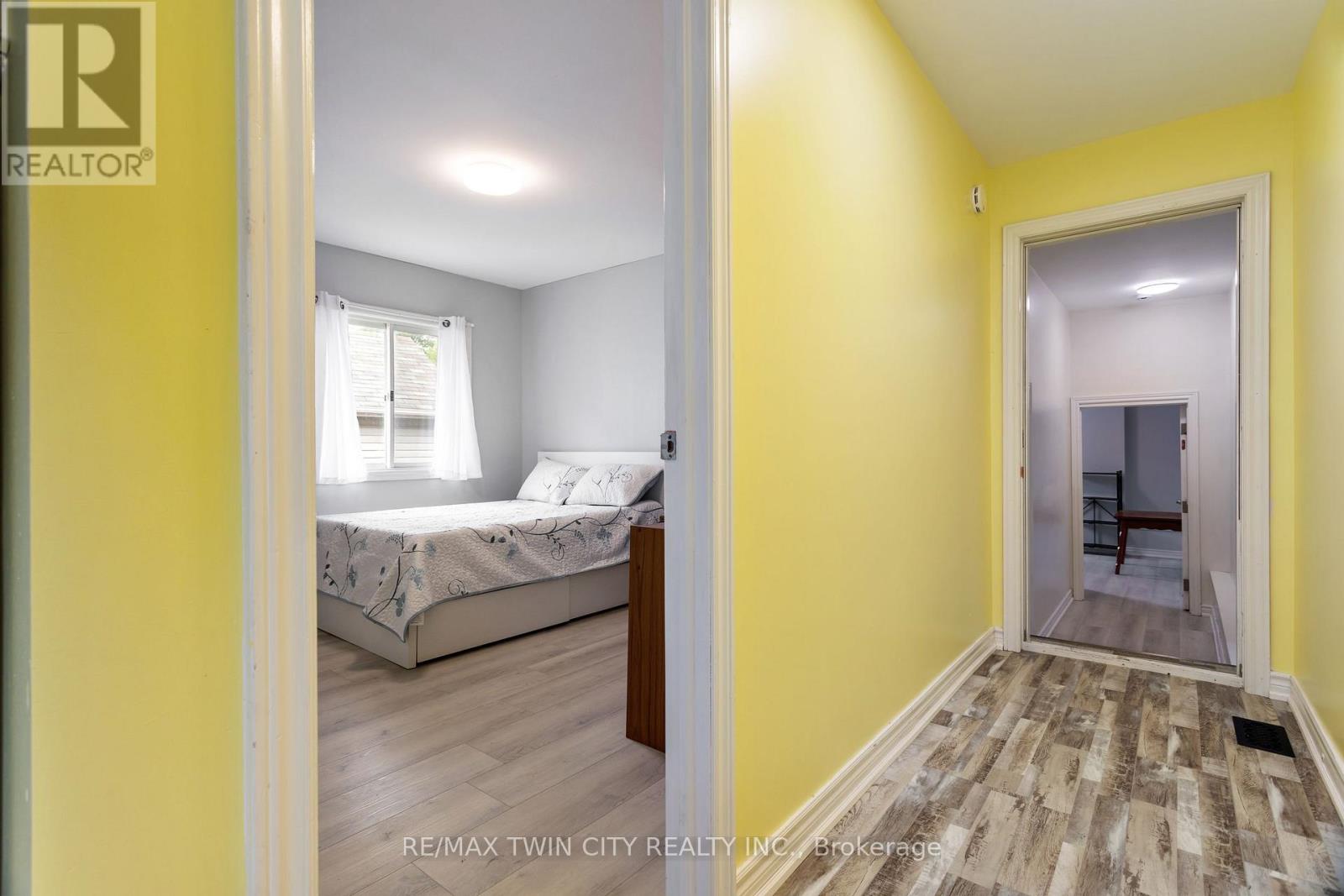 25 SAUNBY STREET - Image 19