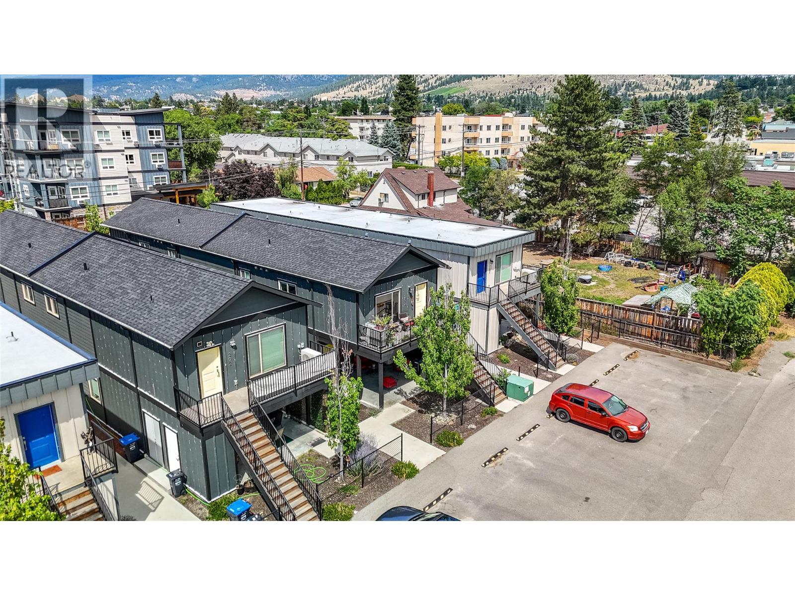 116 Calgary Avenue - 16