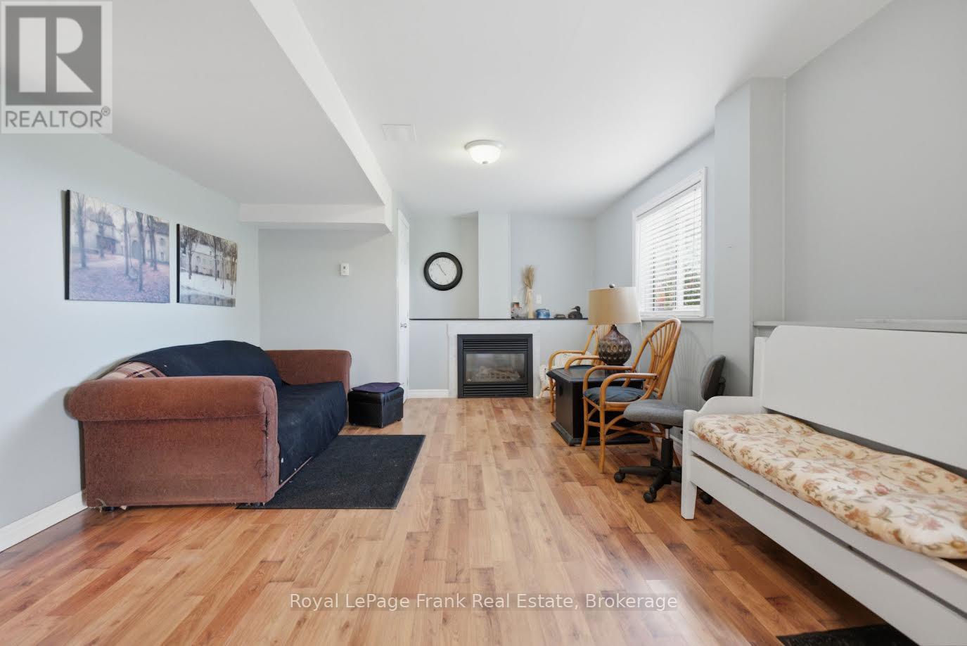 40 JEFFRIES STREET - 13