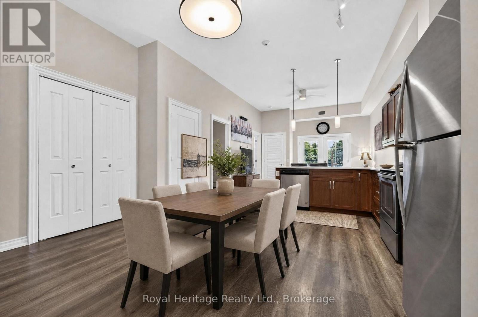 #204 25 KING STREET - Image 11