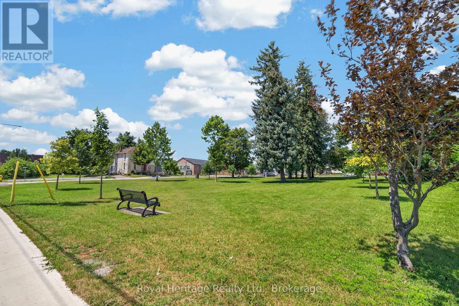 #204 25 KING STREET - Image 34