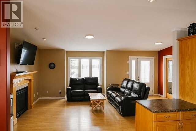222068 TWP 840 - Photo 12