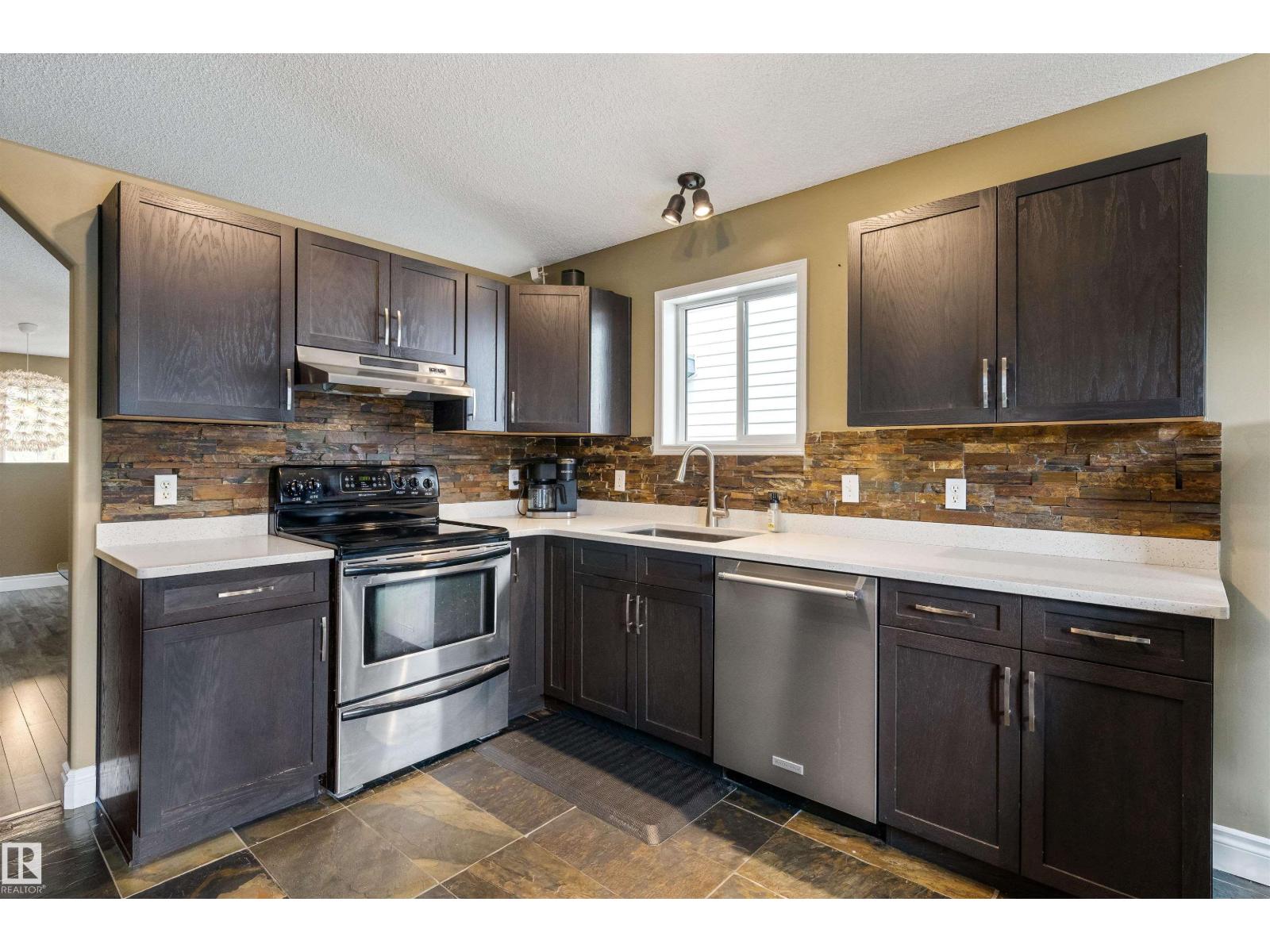 15309 138B ST NW - 16