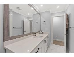 15077 86b Avenue, Surrey, BC V3S4V3 Photo 9