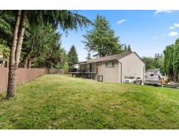 15077 86b Avenue, Surrey, BC V3S4V3 Photo 11