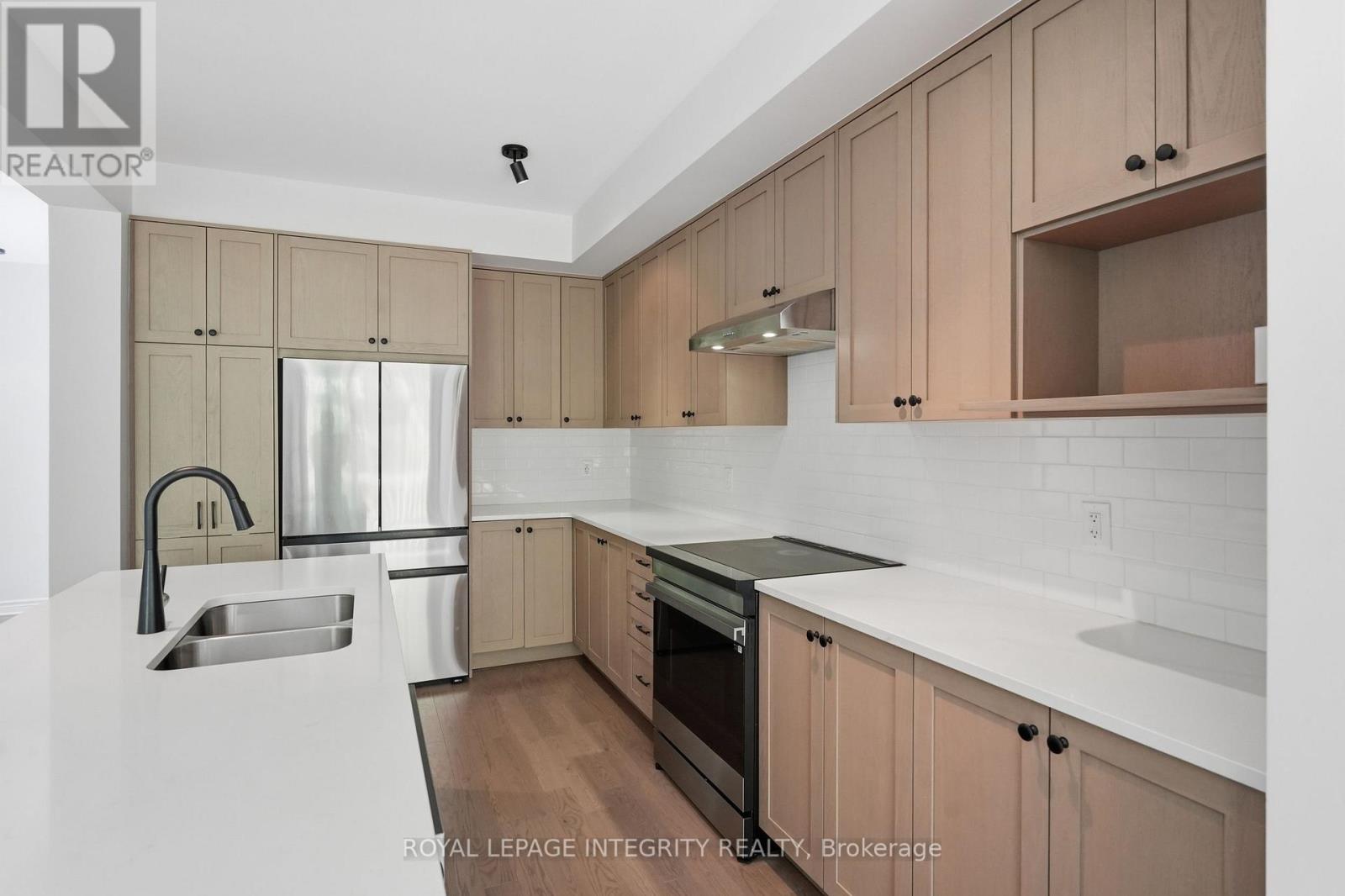 House for Rent in Ottawa – 14 ACADEMIE STREET, Ottawa – By Peter Sagos - Image 7