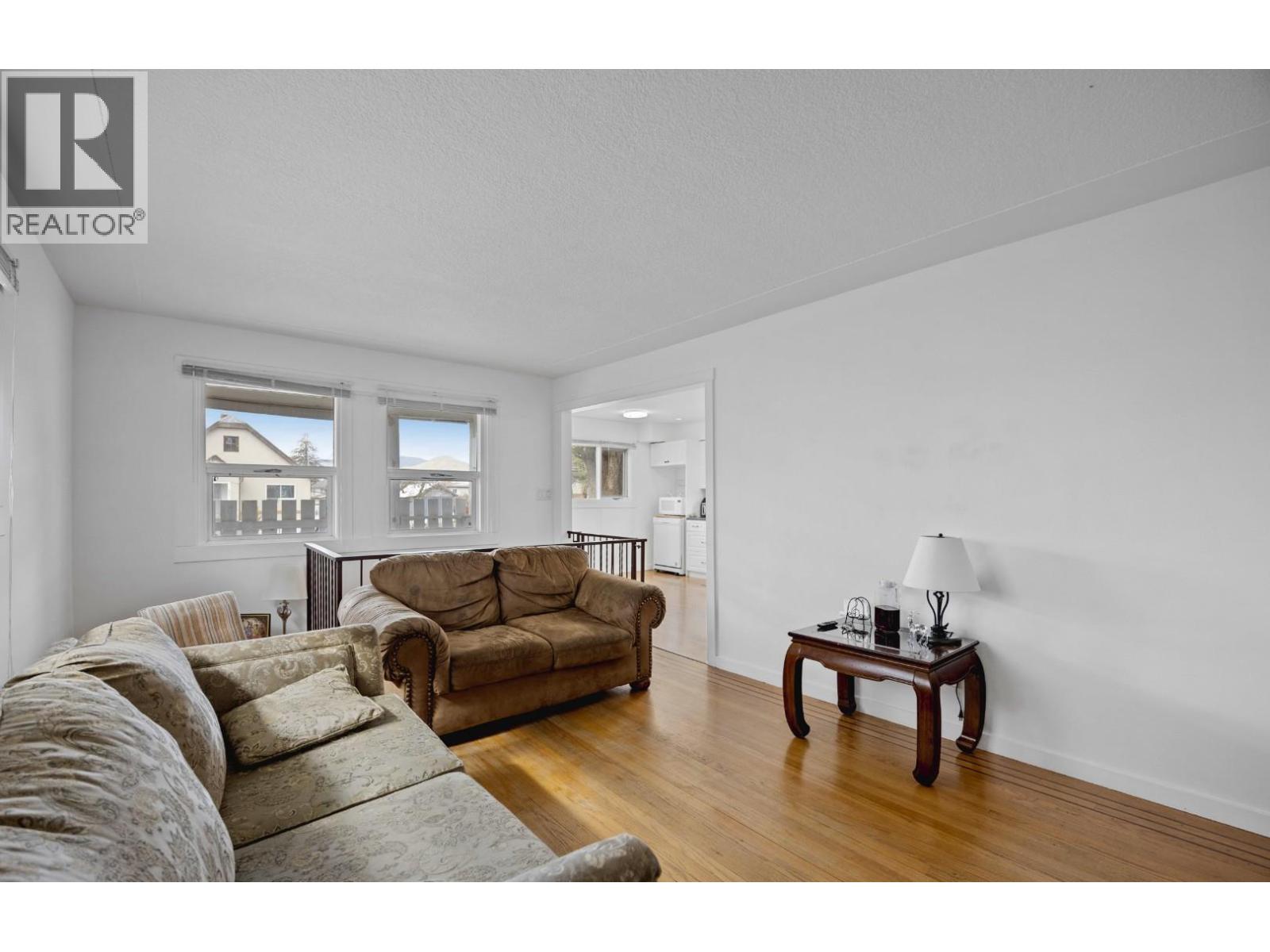 293 Poplar Street - 1