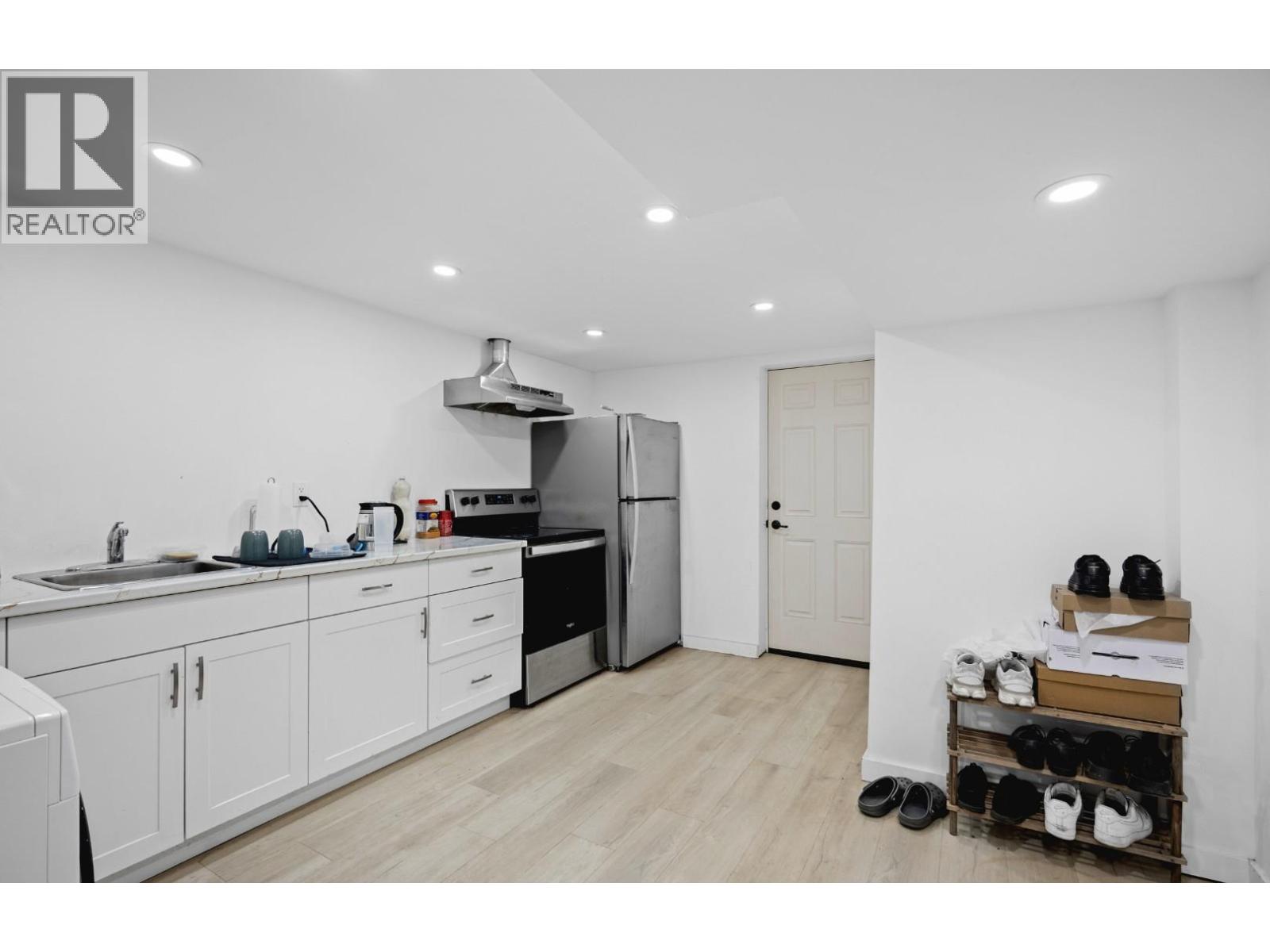 293 Poplar Street - 2