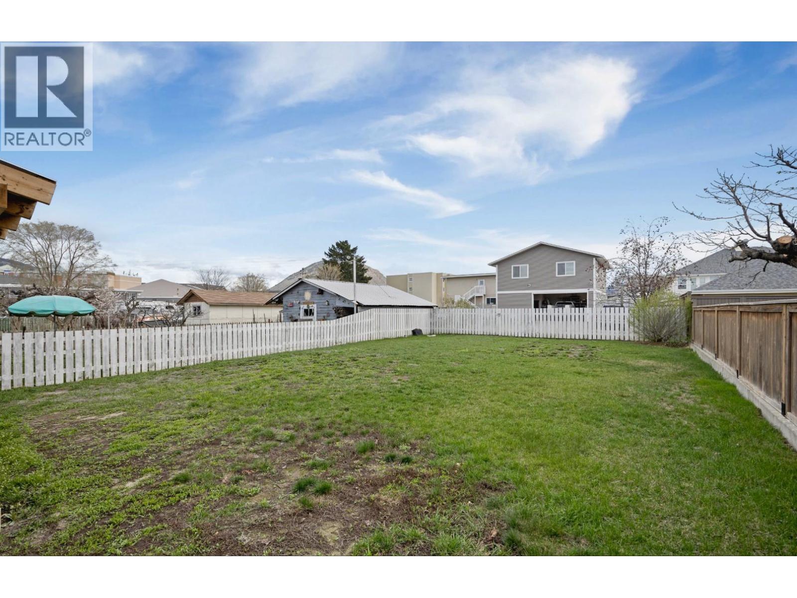 293 Poplar Street - 5