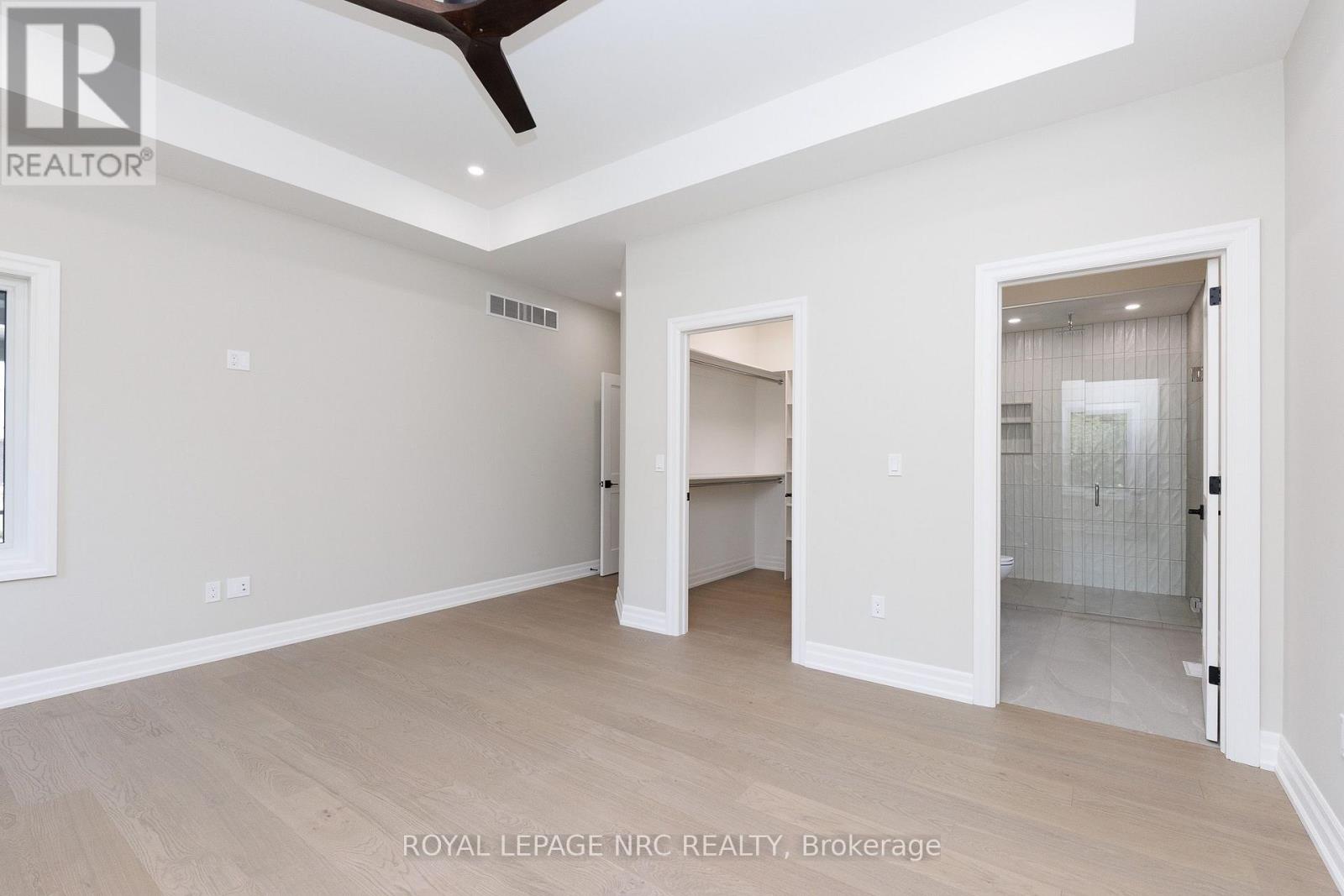 270 LANCASTER DRIVE - Image 28