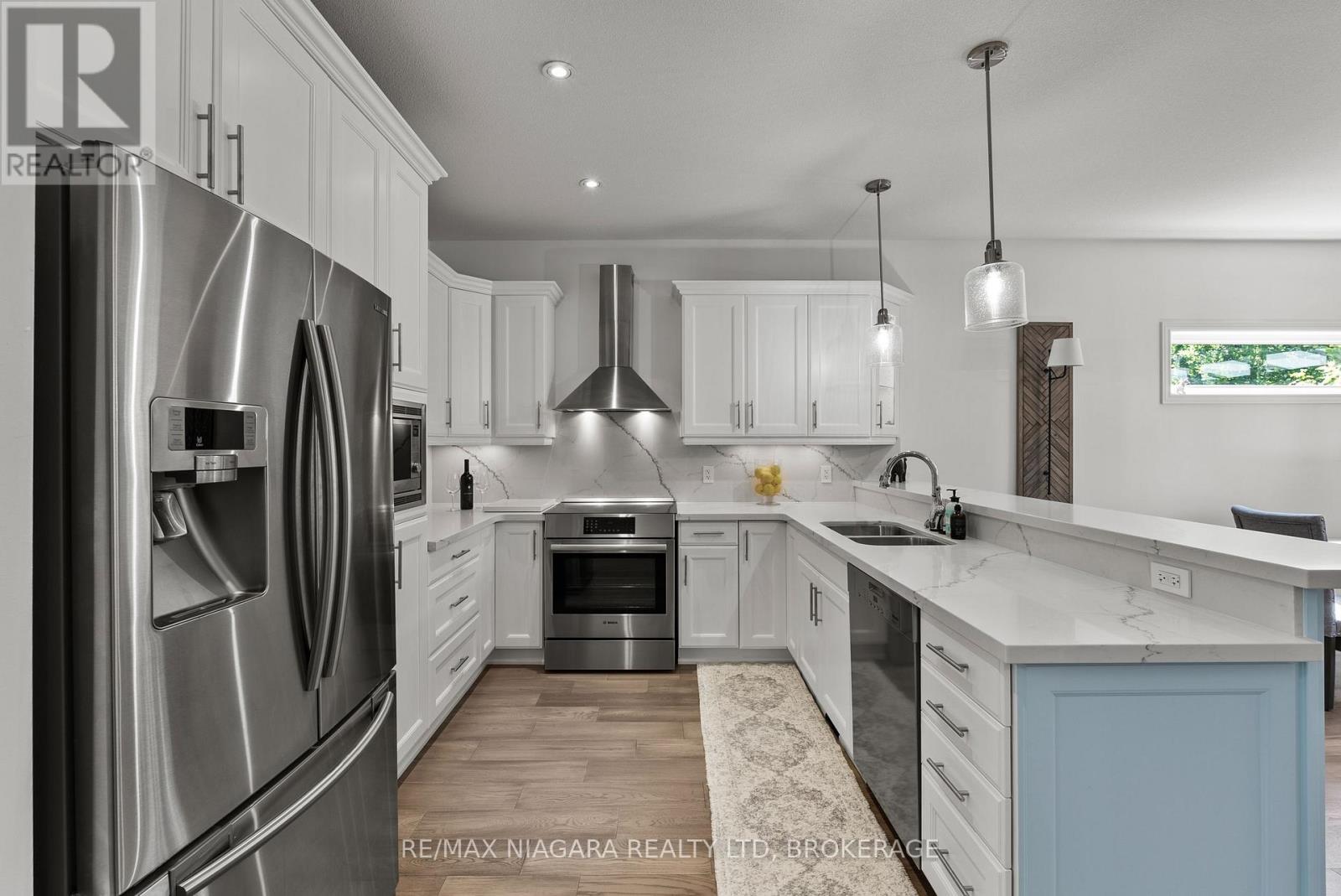 31 PINOT TRAIL - Image 10