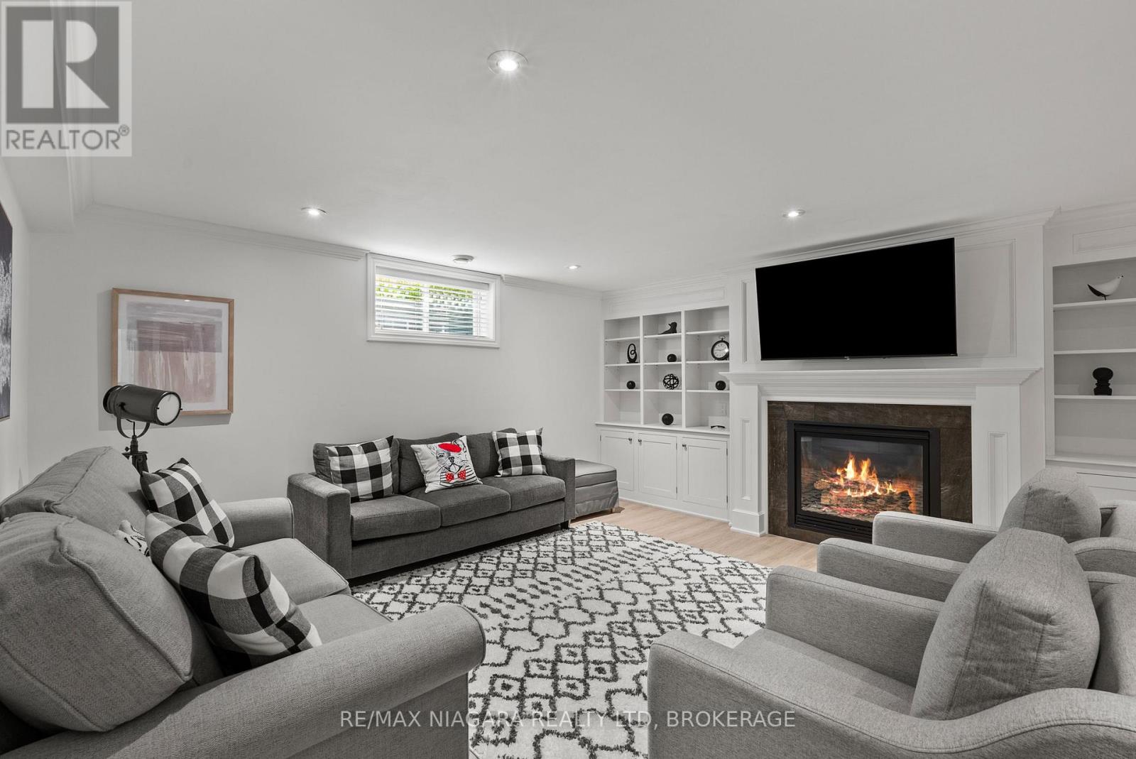 31 PINOT TRAIL - Image 27