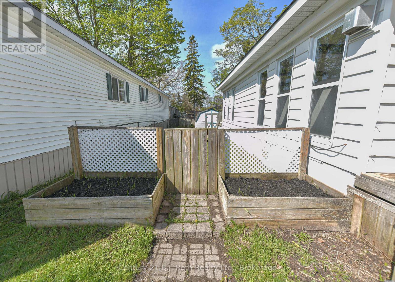 #74 580 WEST STREET S - 6