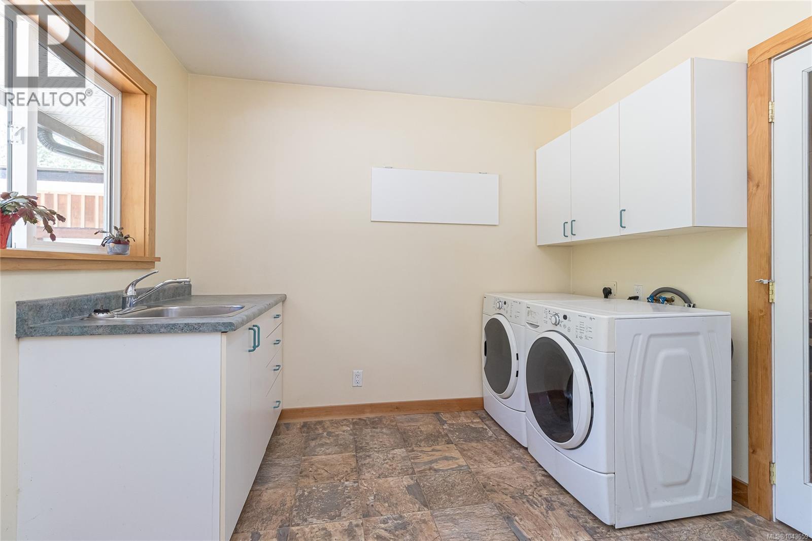 5605 River Valley Rd - 19