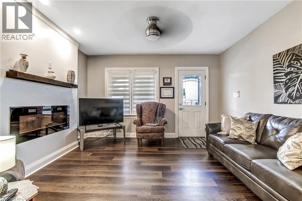 205 STANLEY Street - 4
