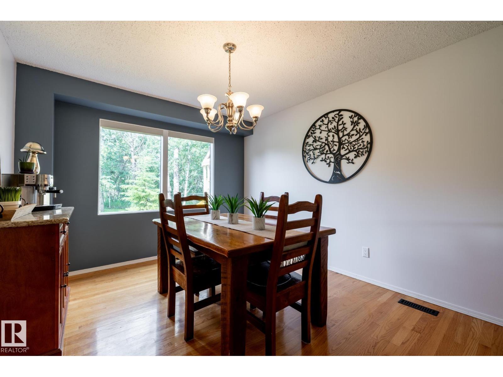 229 52548 RGE ROAD 223 - 14