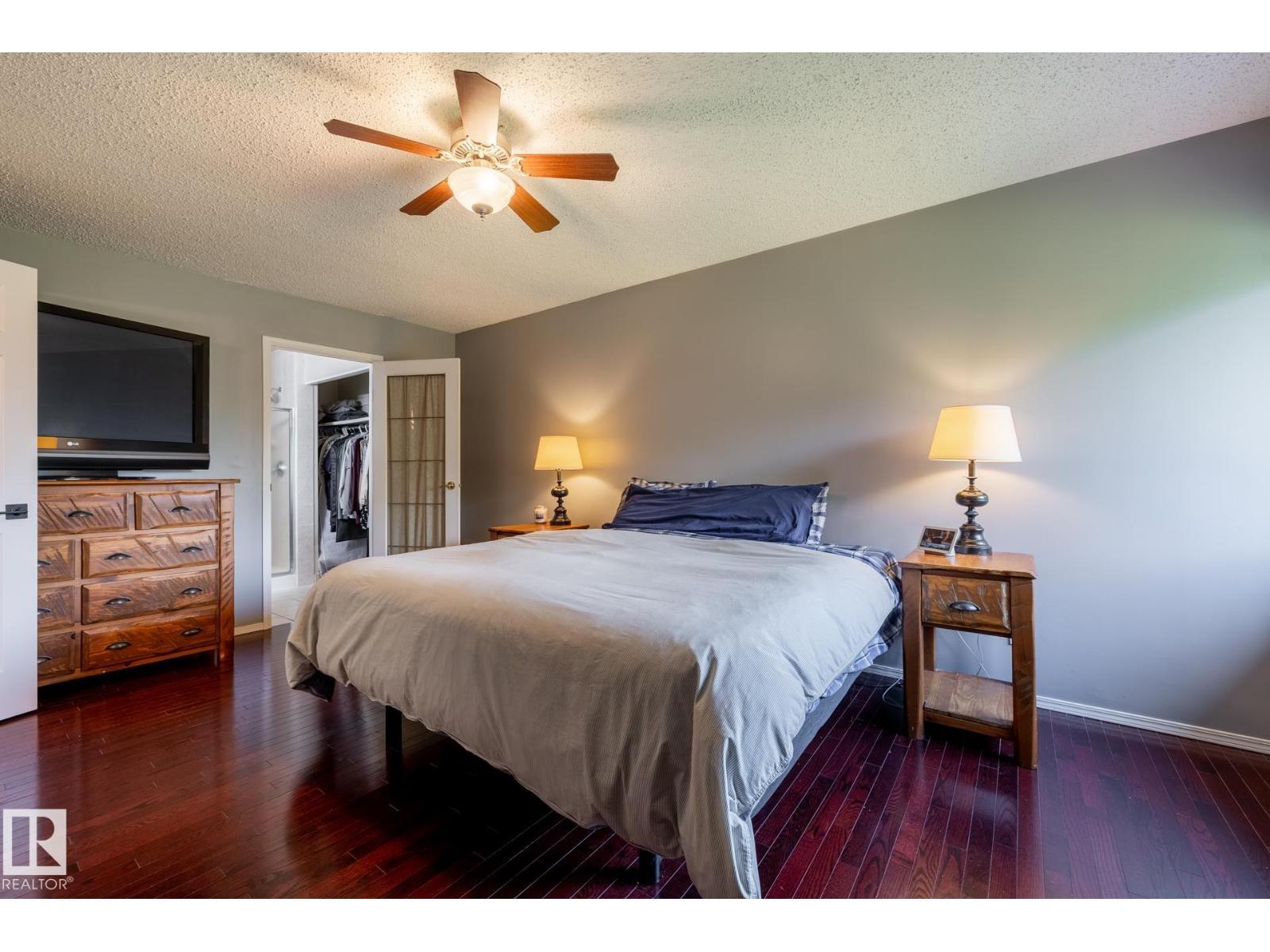 229 52548 RGE ROAD 223 - 35