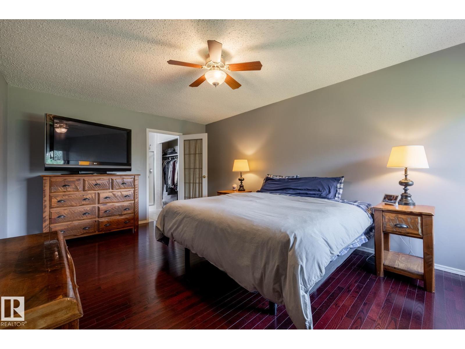 229 52548 RGE ROAD 223 - 36