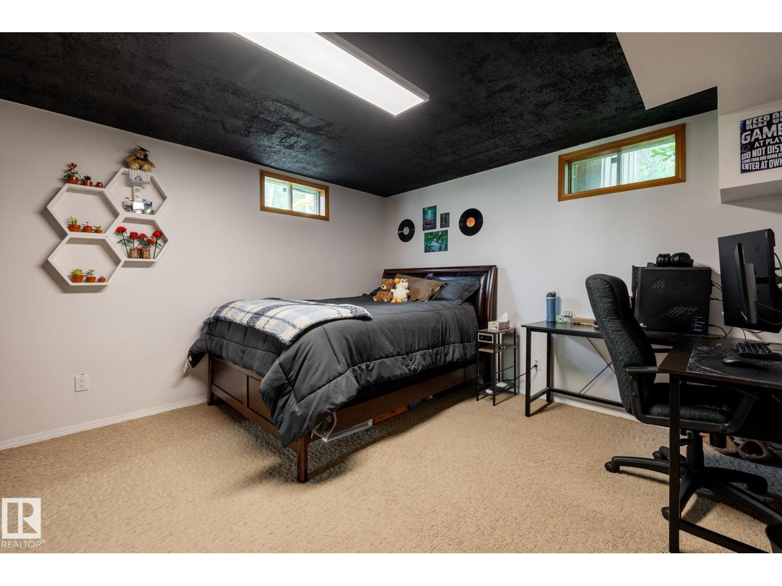 229 52548 RGE ROAD 223 - 51