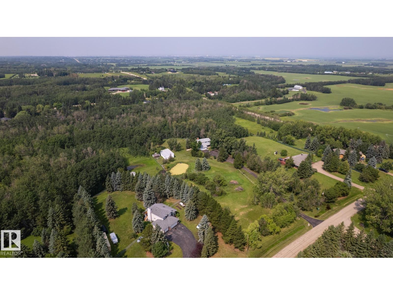 229 52548 RGE ROAD 223 - 57
