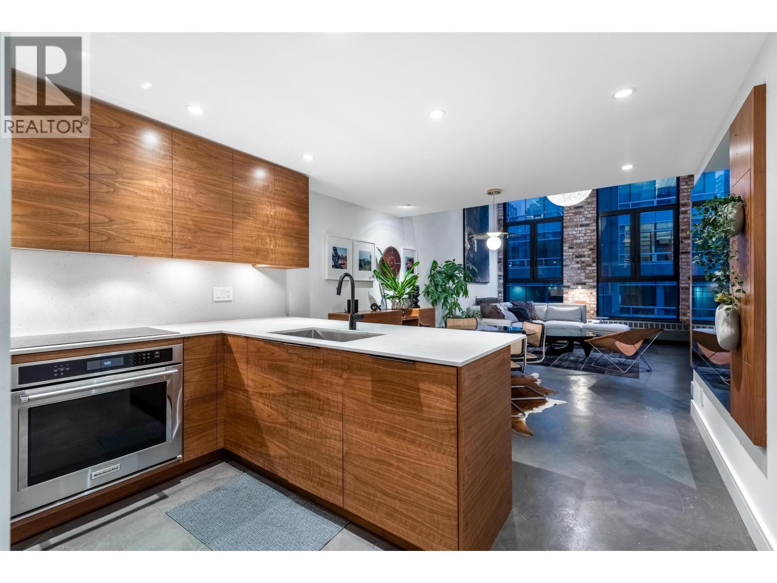 1 Bed, 1 Bath House for Sale in Vancouver – PH6 869 BEATTY STREET, Vancouver – MLS# R3128500 - Image 6