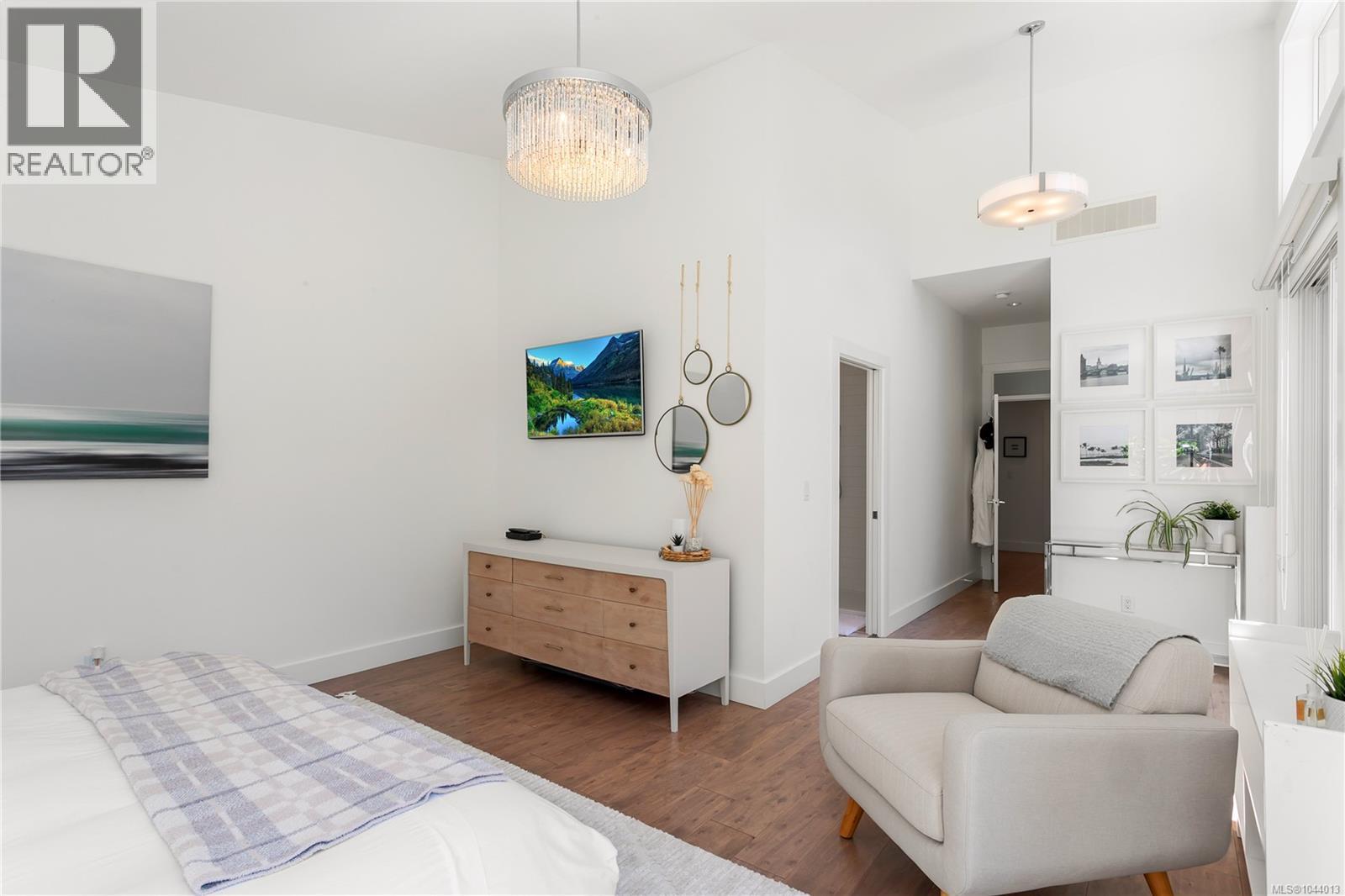 1501 Argyle Ave - 23