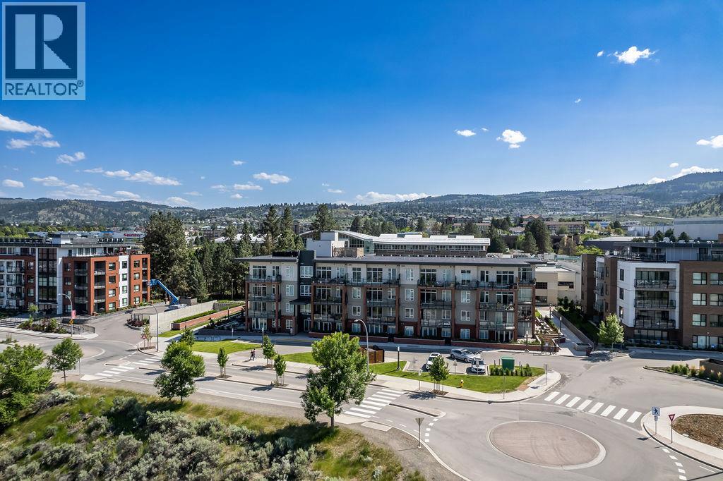 #113 885 UNIVERSITY Drive - 26