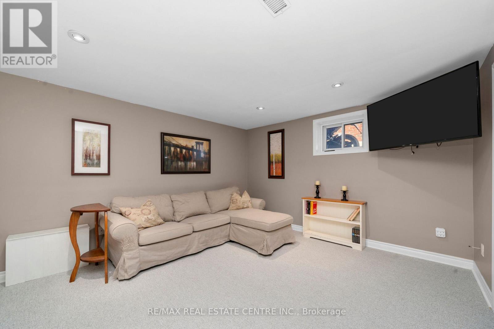 2 BARD LANE - 13