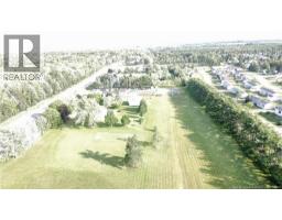 1380 Elmwood Drive, Moncton, NB E1H2H3 Photo 7