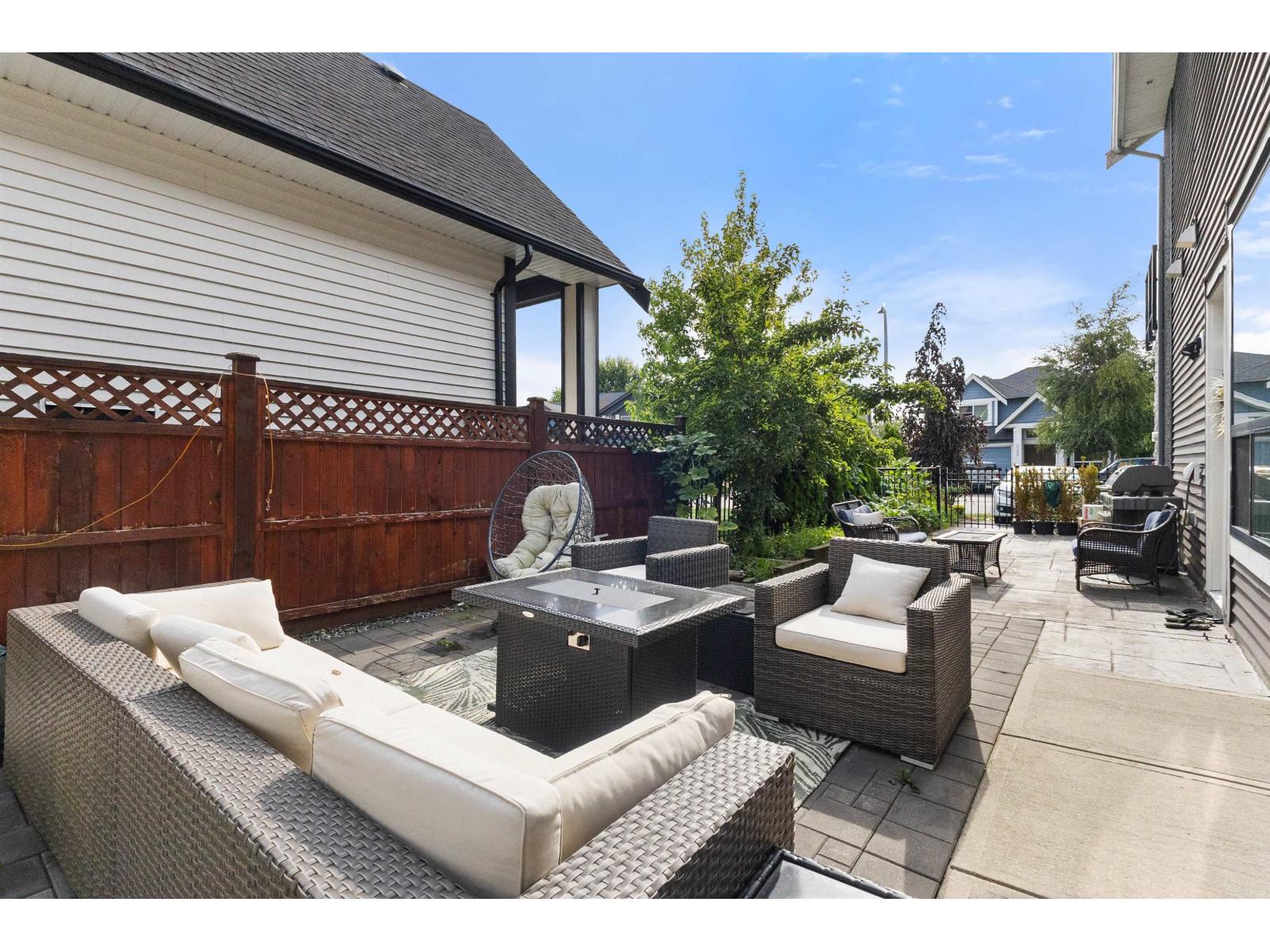 7 Bed, 7 Bath House for Sale in Abbotsford – 3171 ENGINEER CRESCENT, Abbotsford – MLS# R3149774 - Image 32