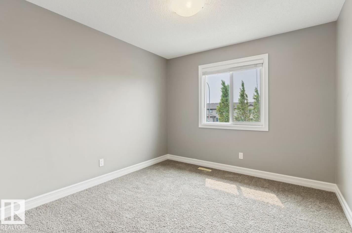 79 CATALINA CT - Image 32